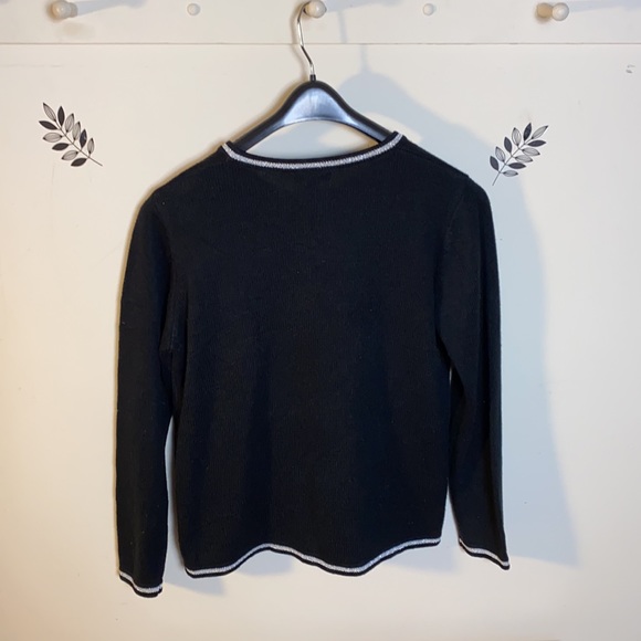 Vintage Christmas Sweater - Picture 2 of 14